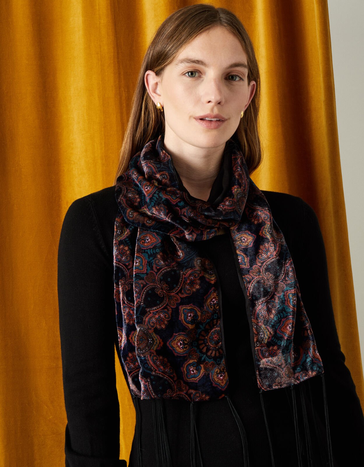Velvet scarf clearance