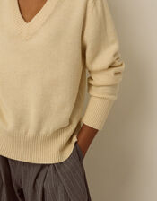 Vikki V-Neck Jumper, Yellow (BUTTER YELLOW), large