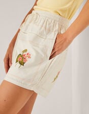 Luna Floral Embroidered Shorts, White (WHITE), large