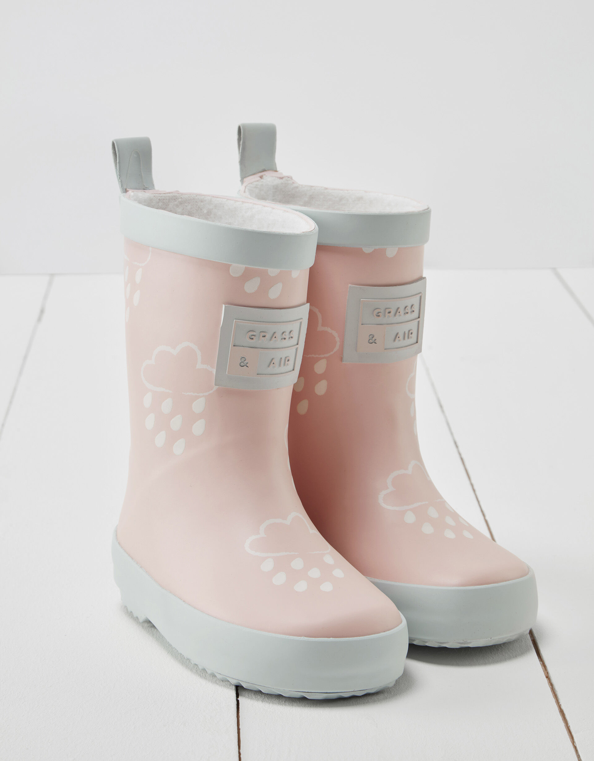 Pale pink wellies store