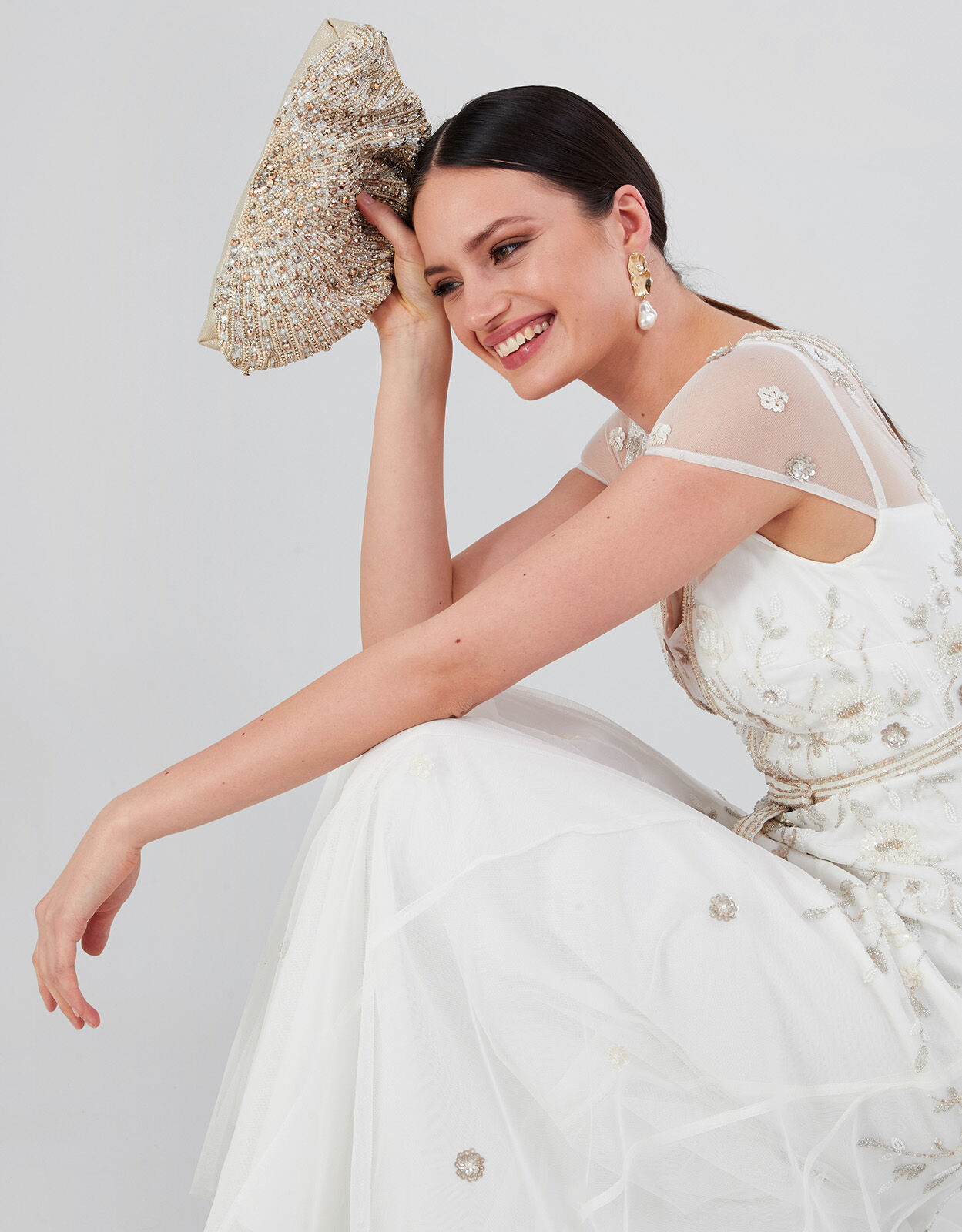 Embellished Shell Clasp Bridal Clutch Bag