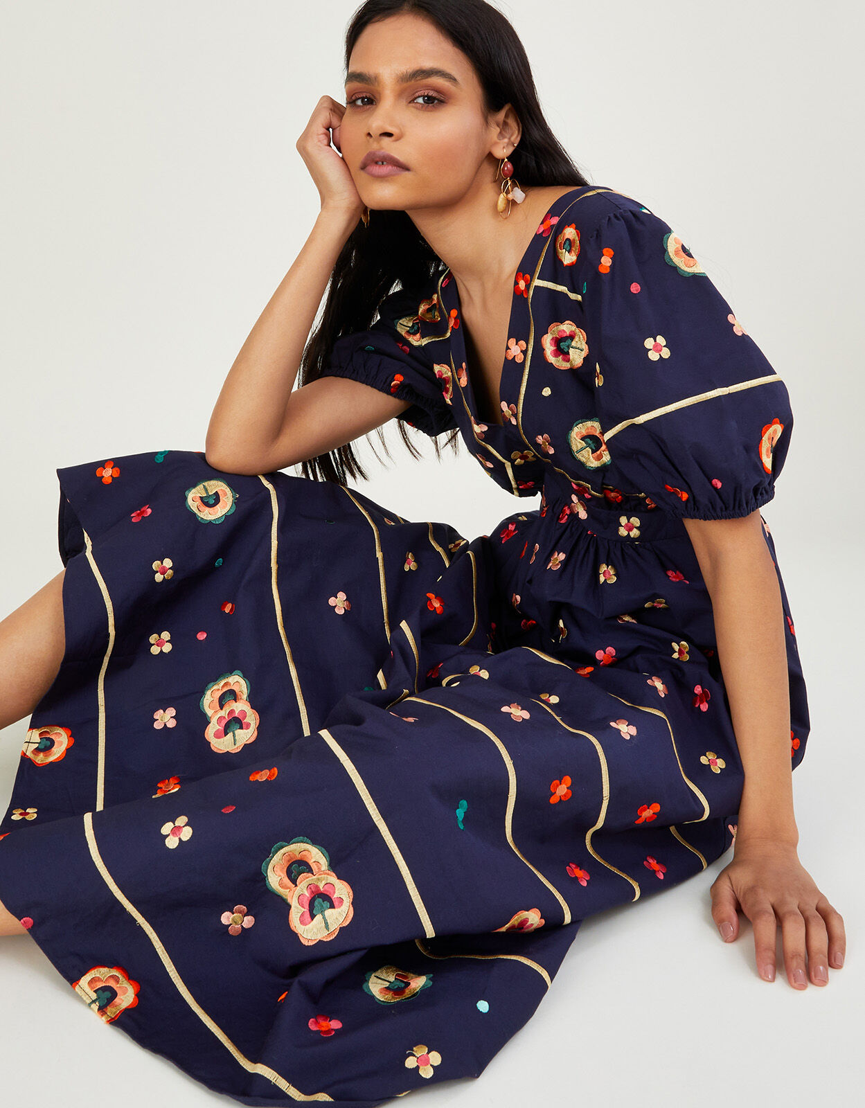 Ola Embroidered Midi Dress in Sustainable Cotton Blue
