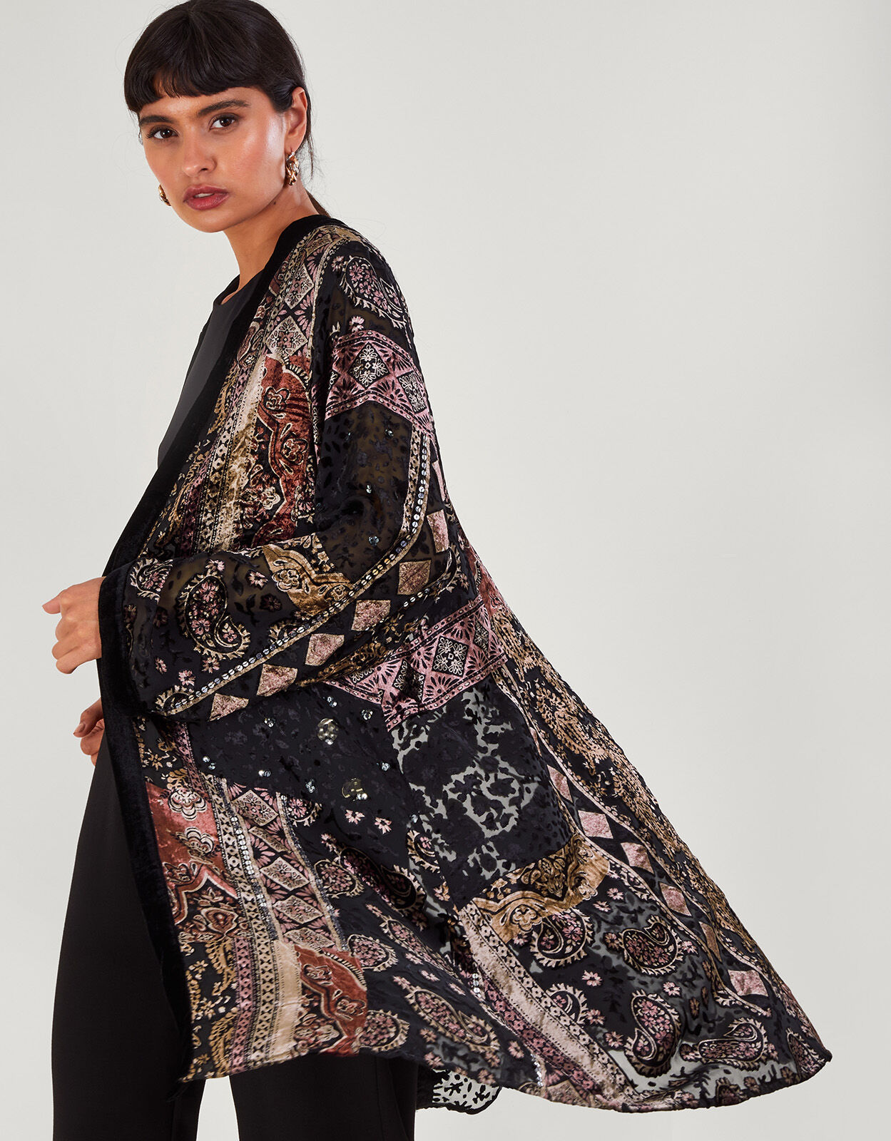 Dahlia Velvet Kimono Black