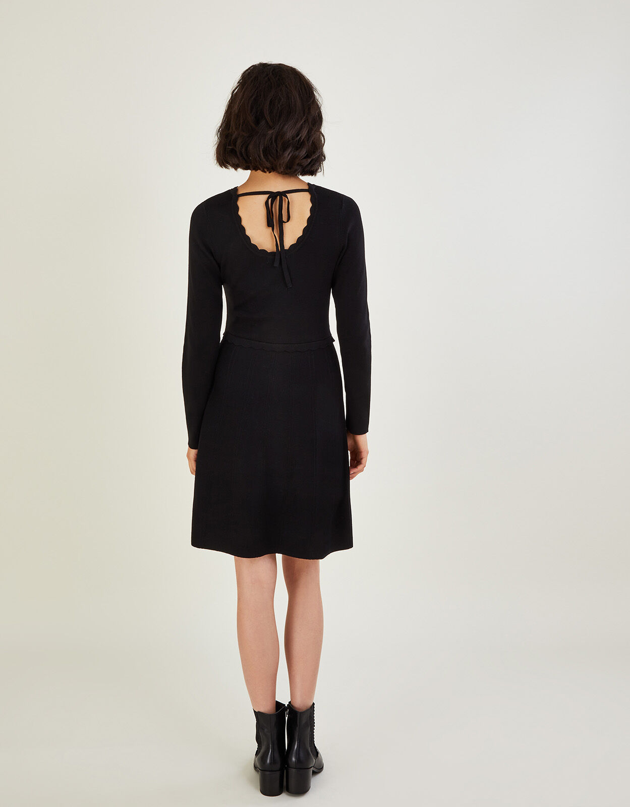 Scallop top neckline dress