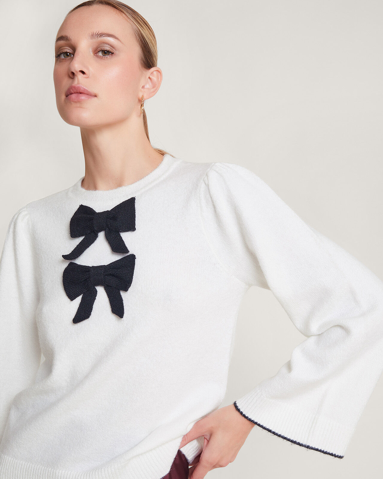 Bow jumpers outlet