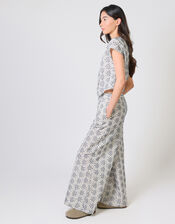 Traffic People Gatsby V-Neck Floral Top, Blue (NAVY), large