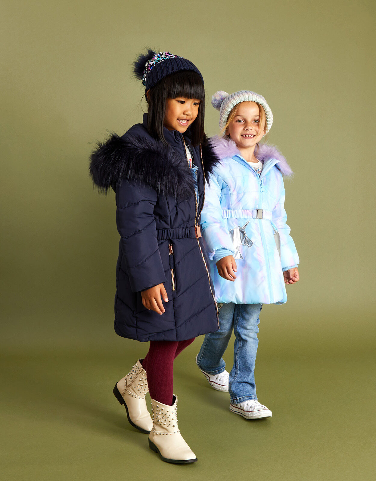Coat with belt and fur hood hot sale