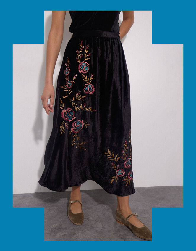 East Talia Velvet Maxi Skirt, Black (BLACK), large