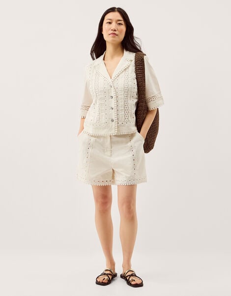 Irina Lace Trim Shorts, White (WHITE), large