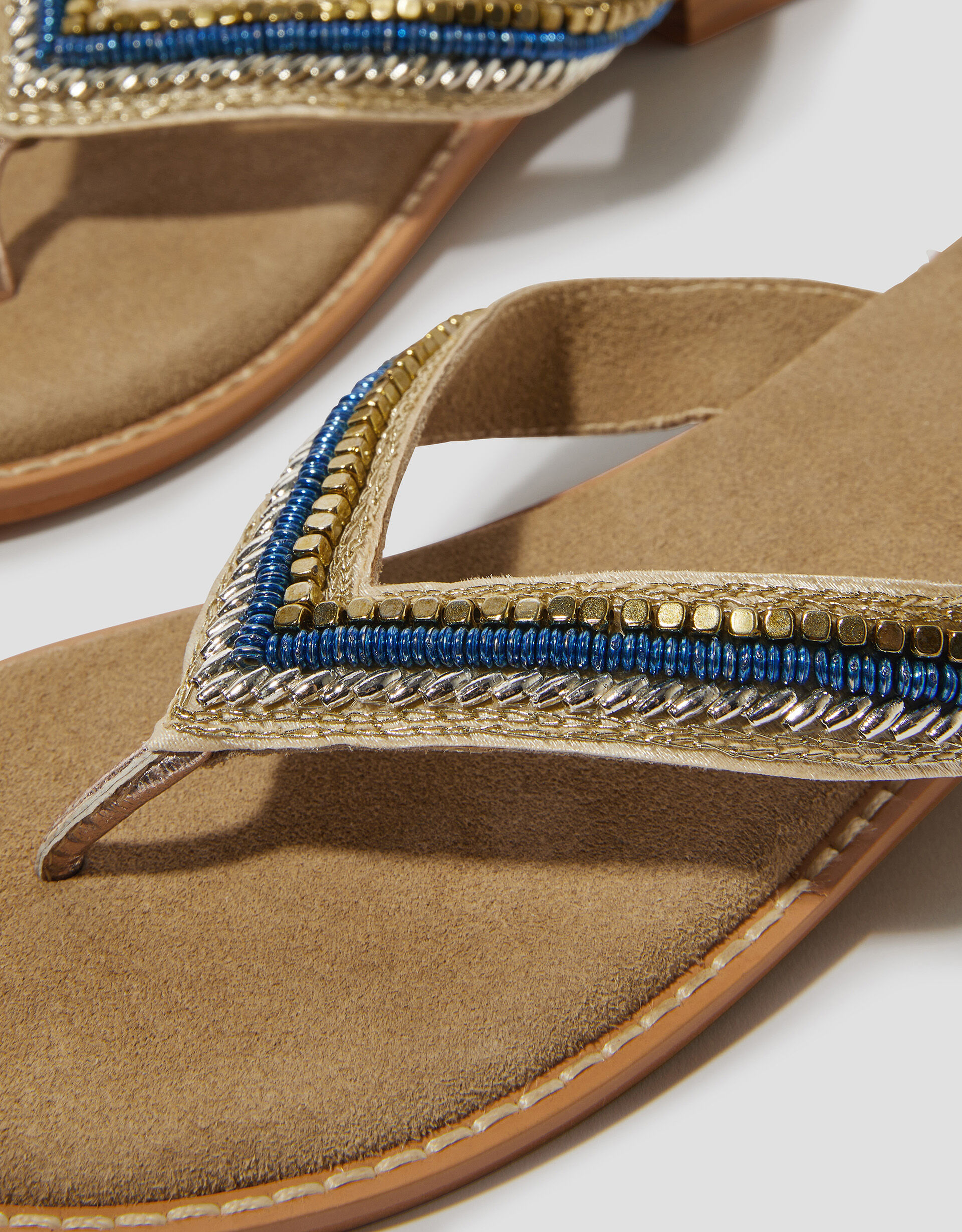 Monsoon flip flops deals