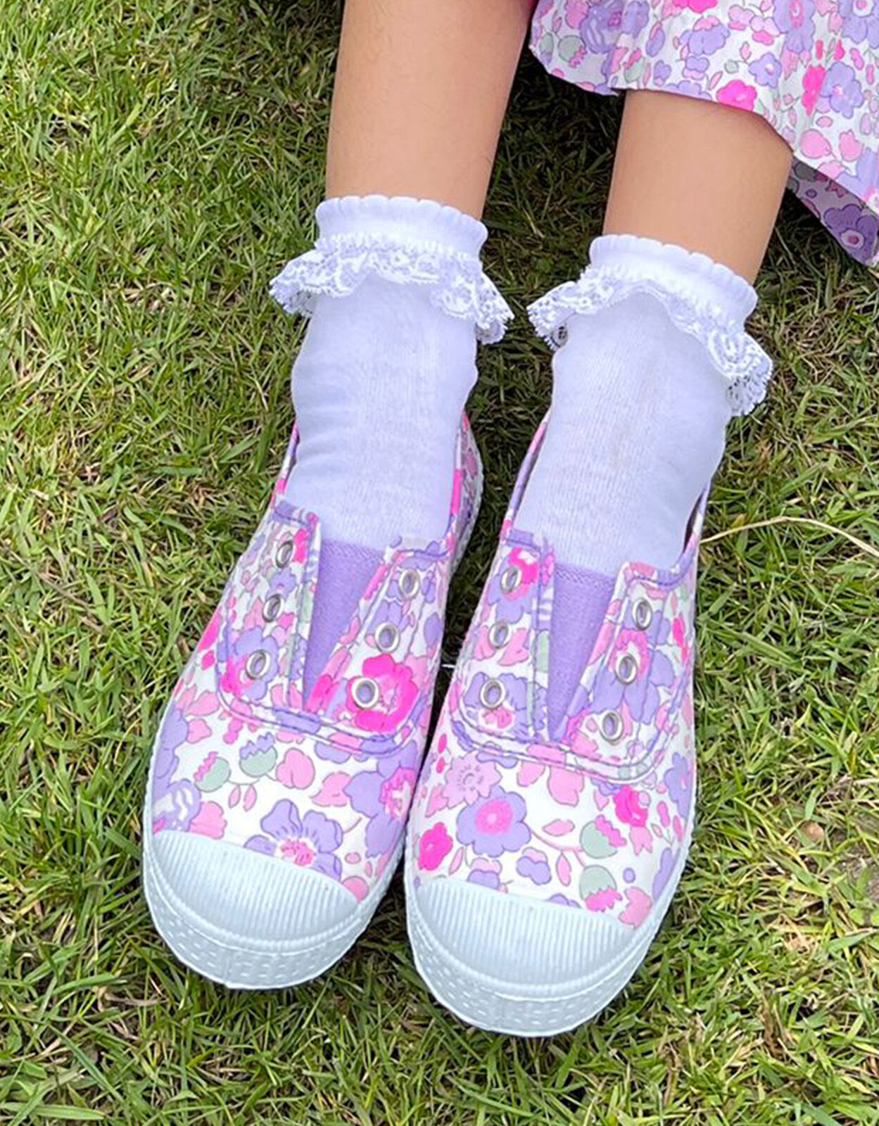 Hampton canvas plum shoes on sale