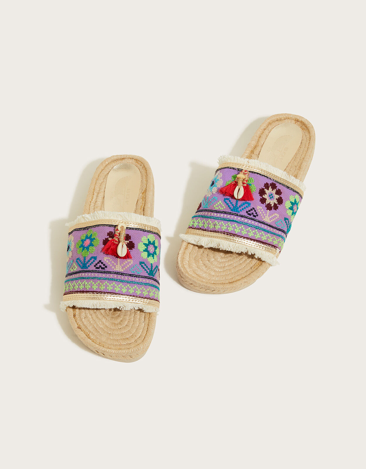 Emonk sandals top
