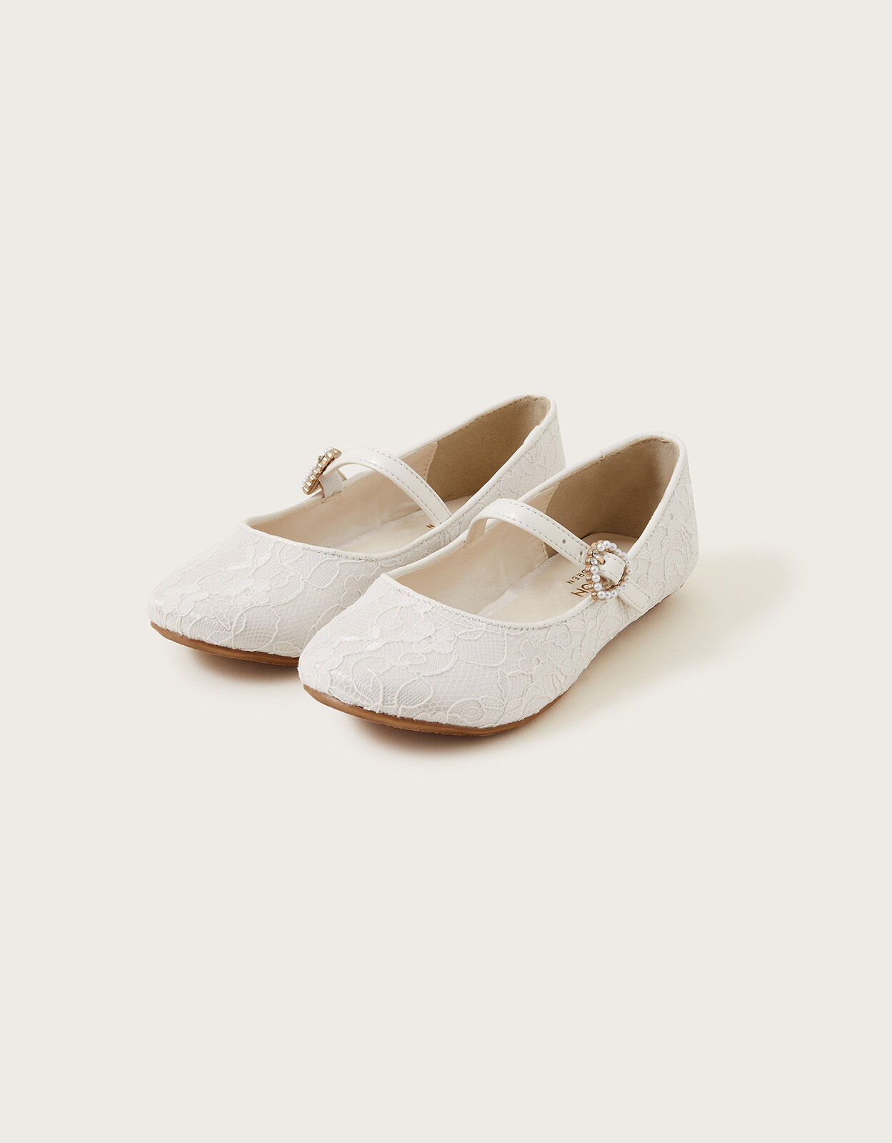 Pretty Lacey Ballerina Flats Ivory