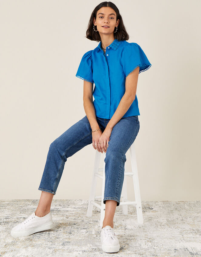 Lace Collar Shirt in Linen Blend, Blue (BLUE), large