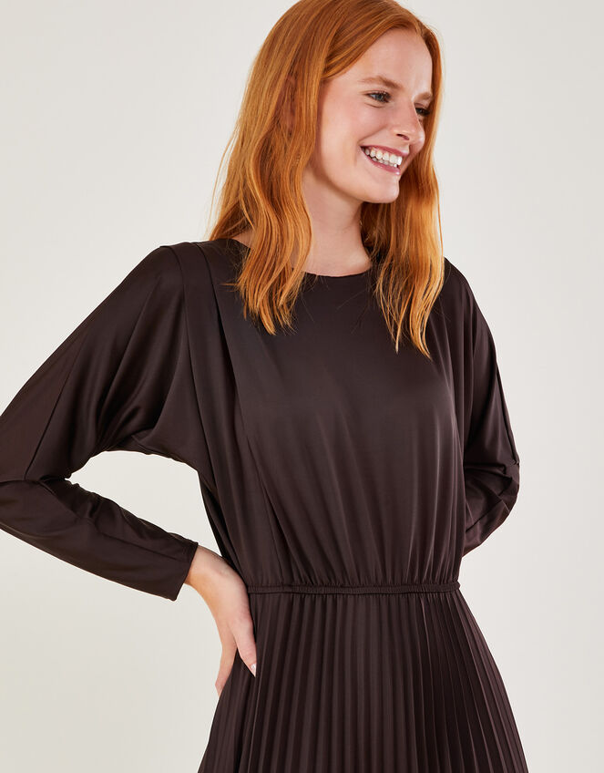 Pleated Batwing Midi Jersey Dress, Brown (BROWN), large