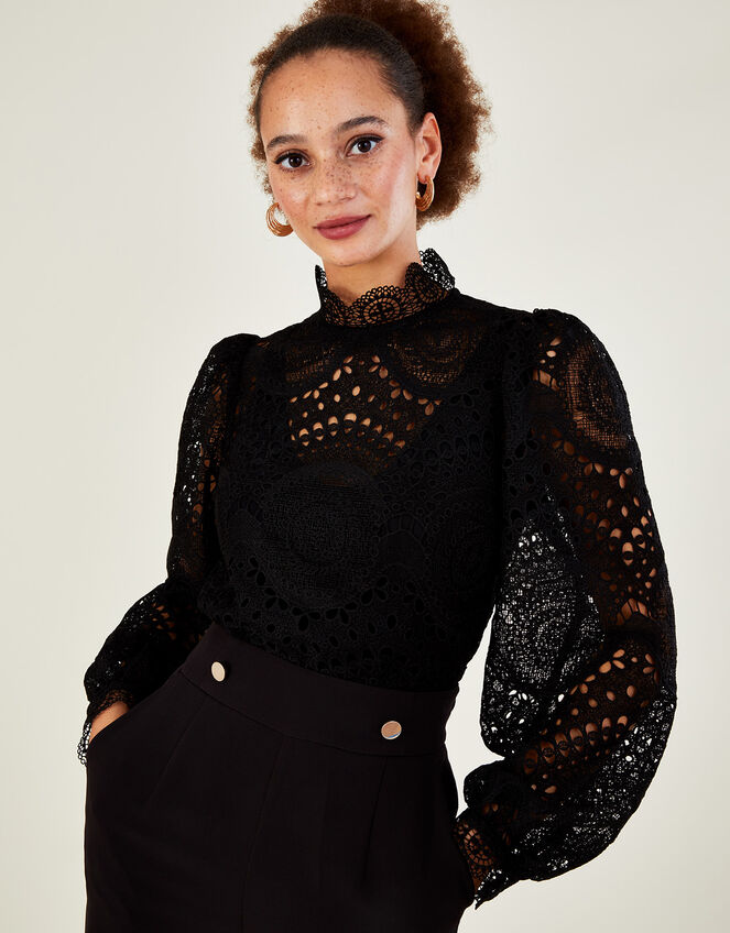 Ciri Lace Top Black