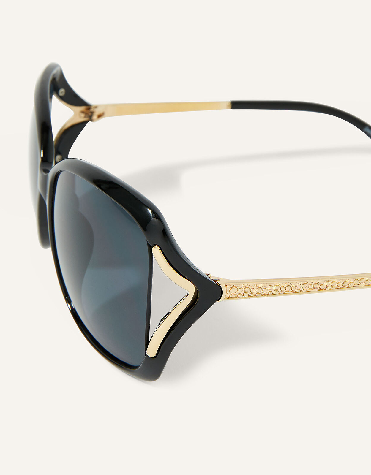 Full wrap sunglasses deals