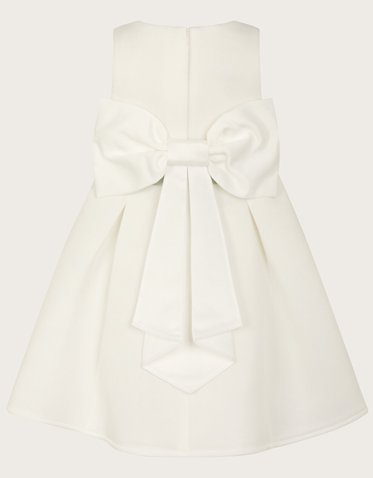 Baby girl discount white bridesmaid dress