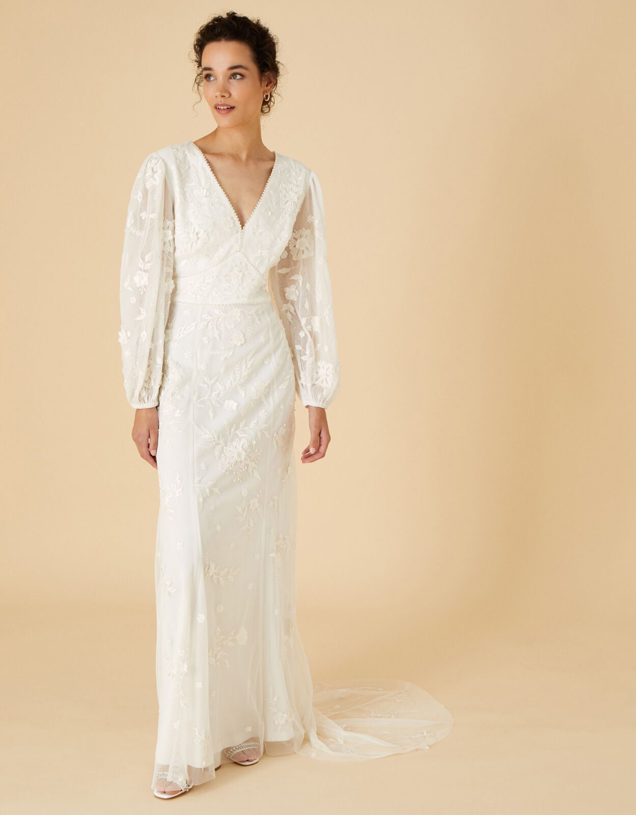 Romantic Ivory Flower Appliques Wedding Dress,Lace Long Bridal Dresses –  Tirdress