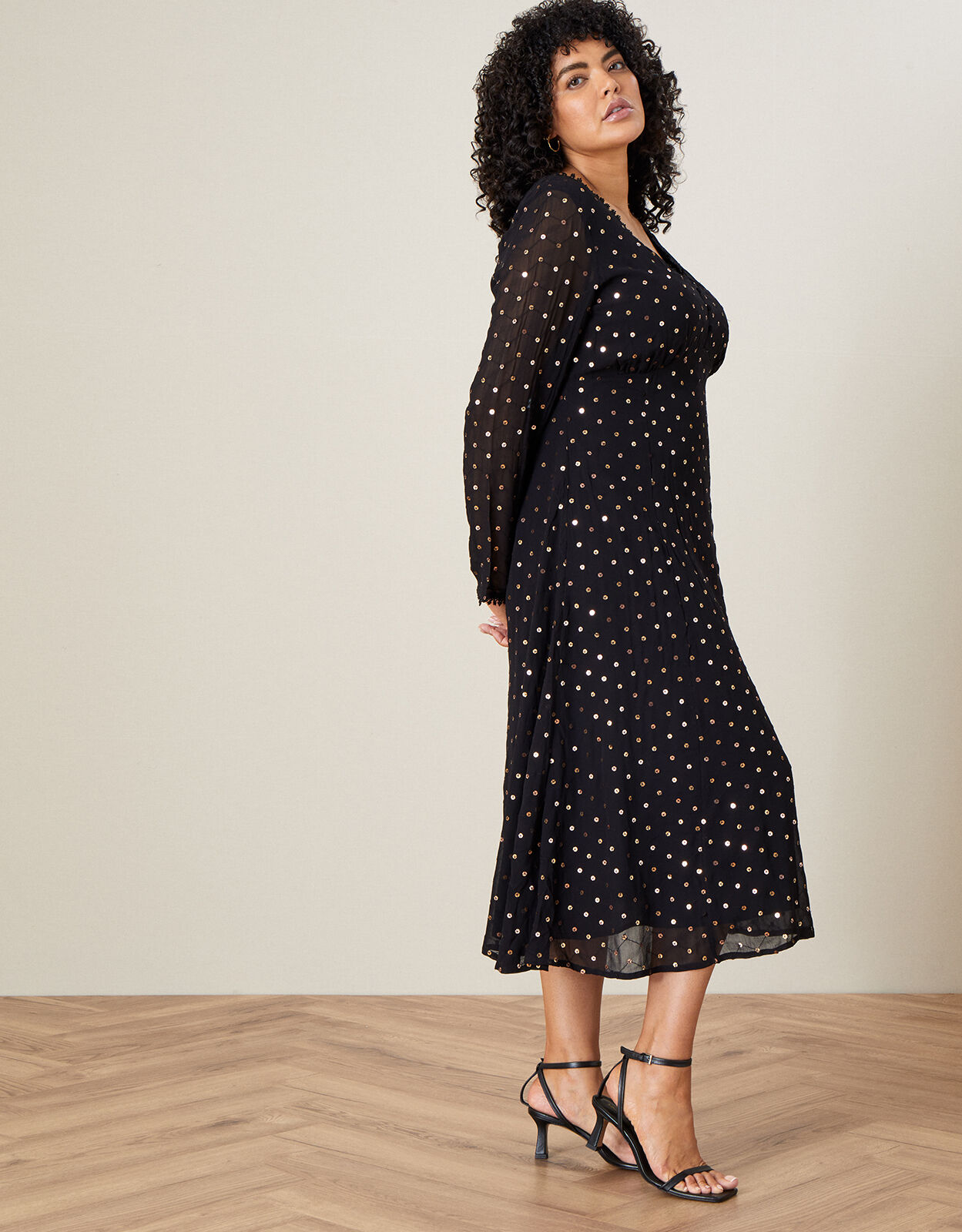 Bree Sweetheart Sequin Dress in Sustainable Viscose Black
