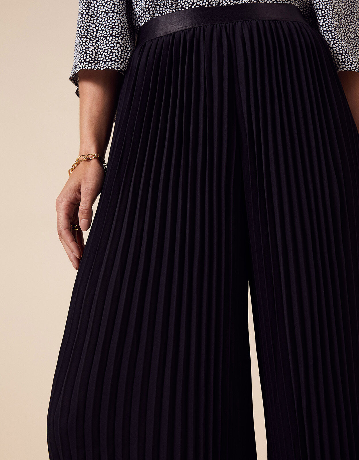 Pleated sales culotte trousers