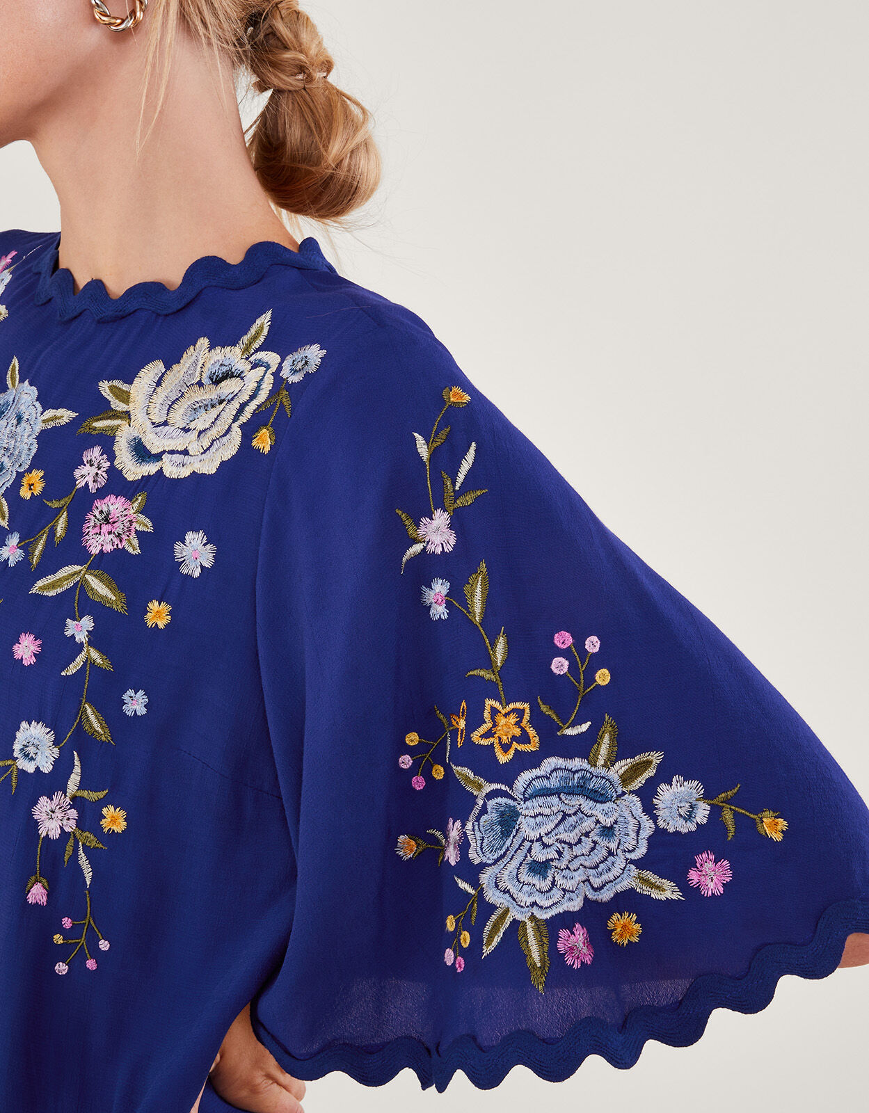 Olla Embroidered Floral Kimono Top Blue