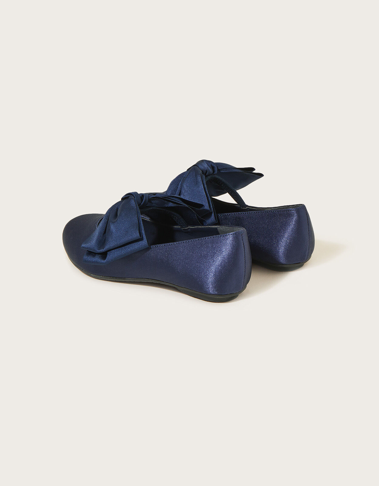 Big bow flats discount