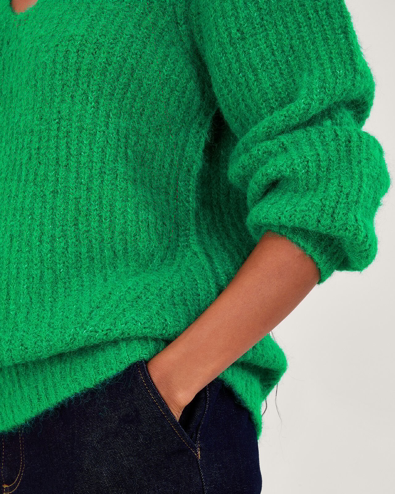 V Neck Jumper Green