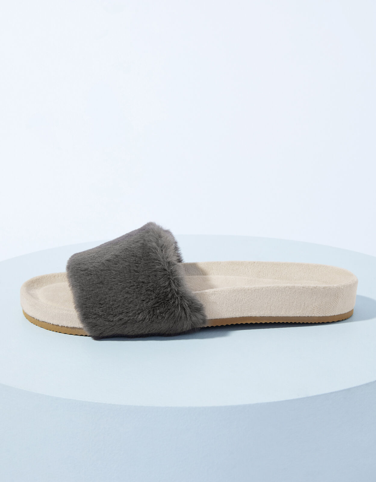 Grey faux fur clearance sliders