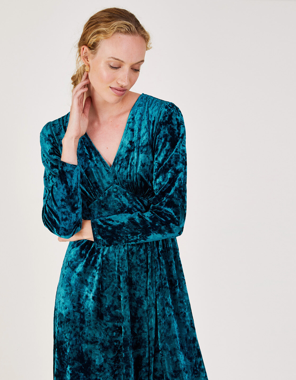 Victoria Crushed Velvet Midi Dress Teal