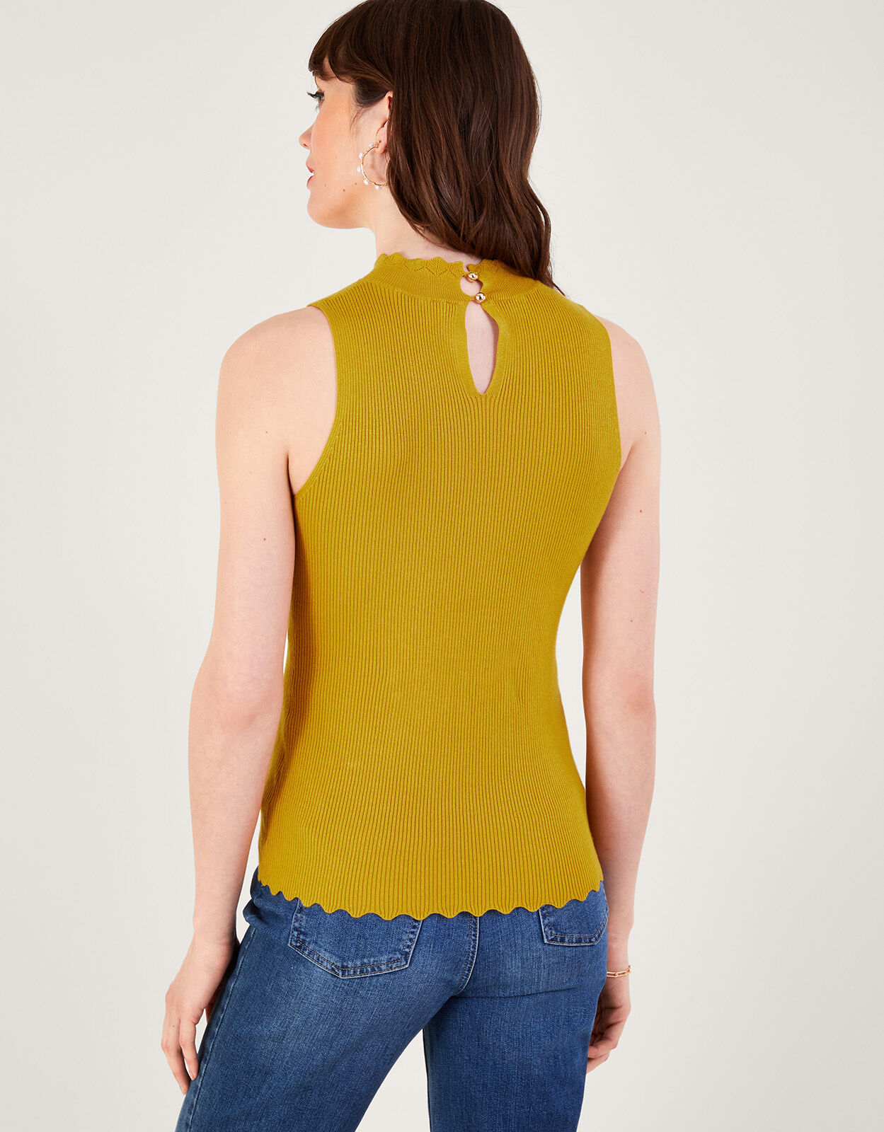 Mustard yellow ribbed top store