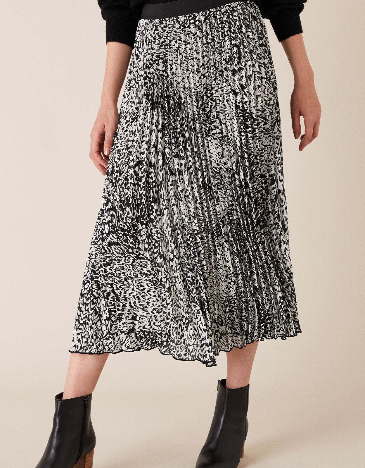 Ladies animal print sales pleated midi skirt