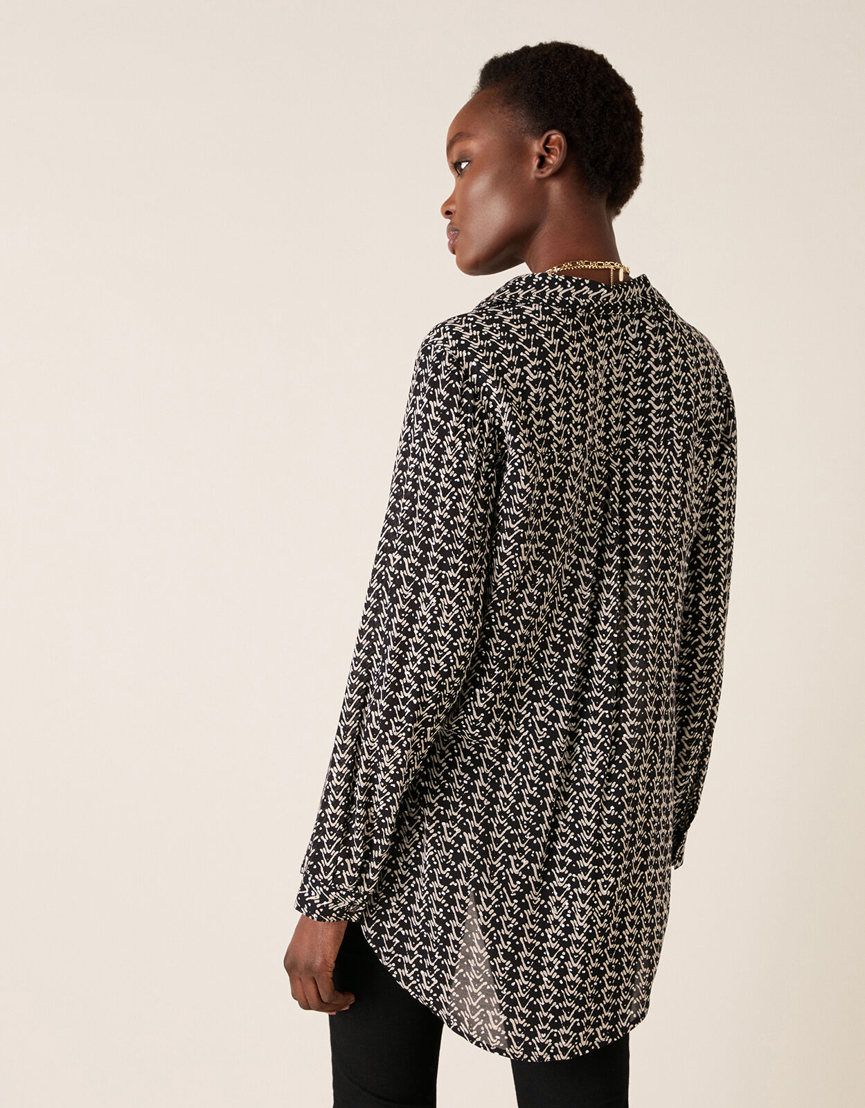 Grey store longline shirt