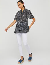 Natalie Printed Blouse in Sustainable Viscose, Blue (NAVY), large