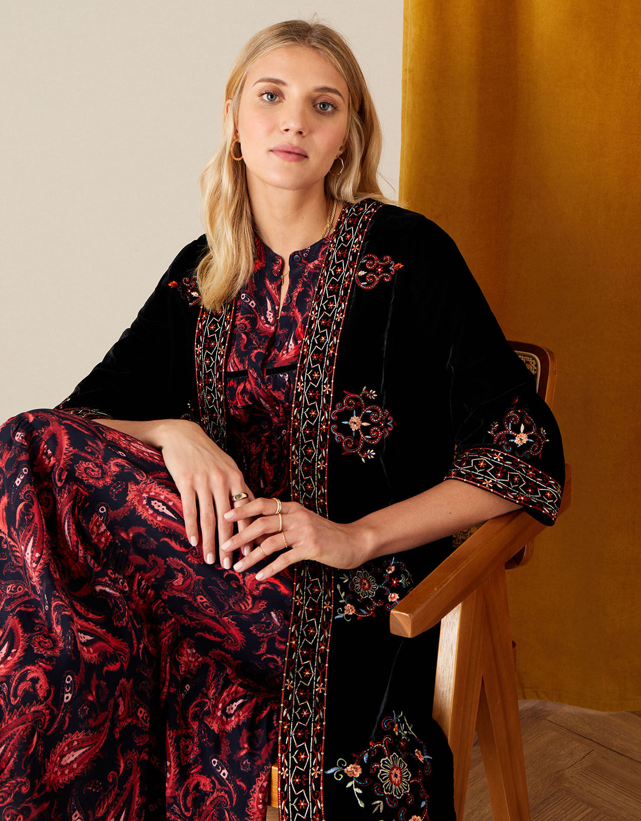 Embroidered kimono jacket outlet