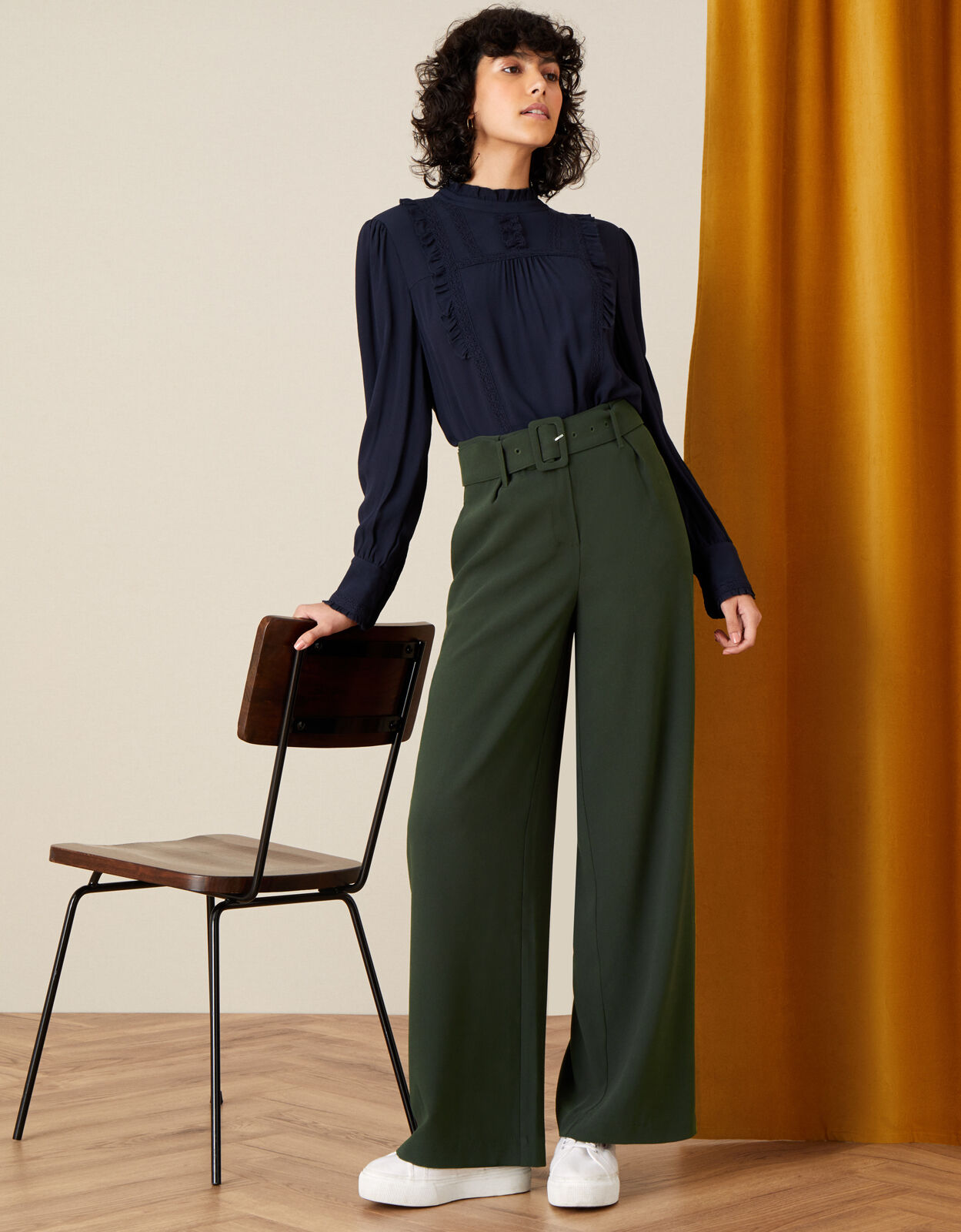 Wide leg shop trousers green