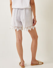 Lara Floral Embroidered Shorts, White (WHITE), large