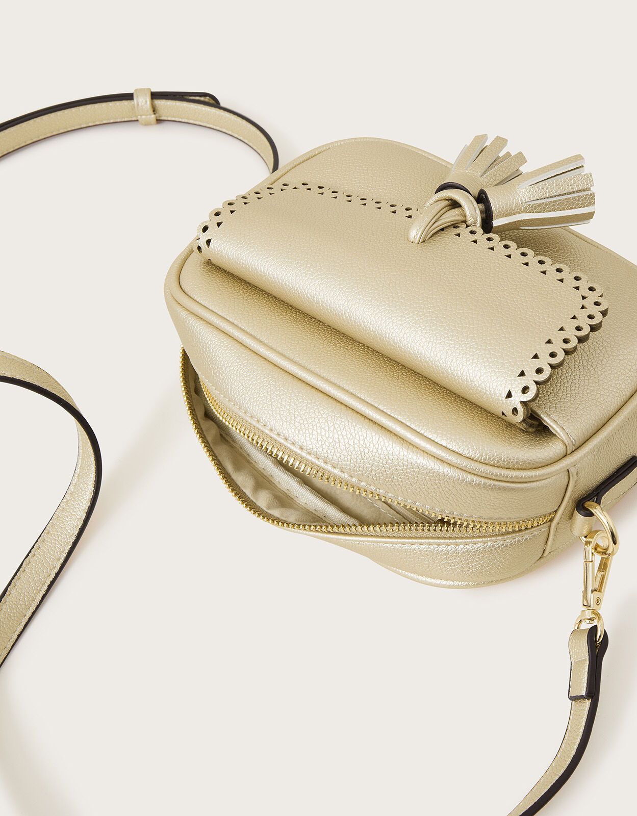Large camera bag purse deals