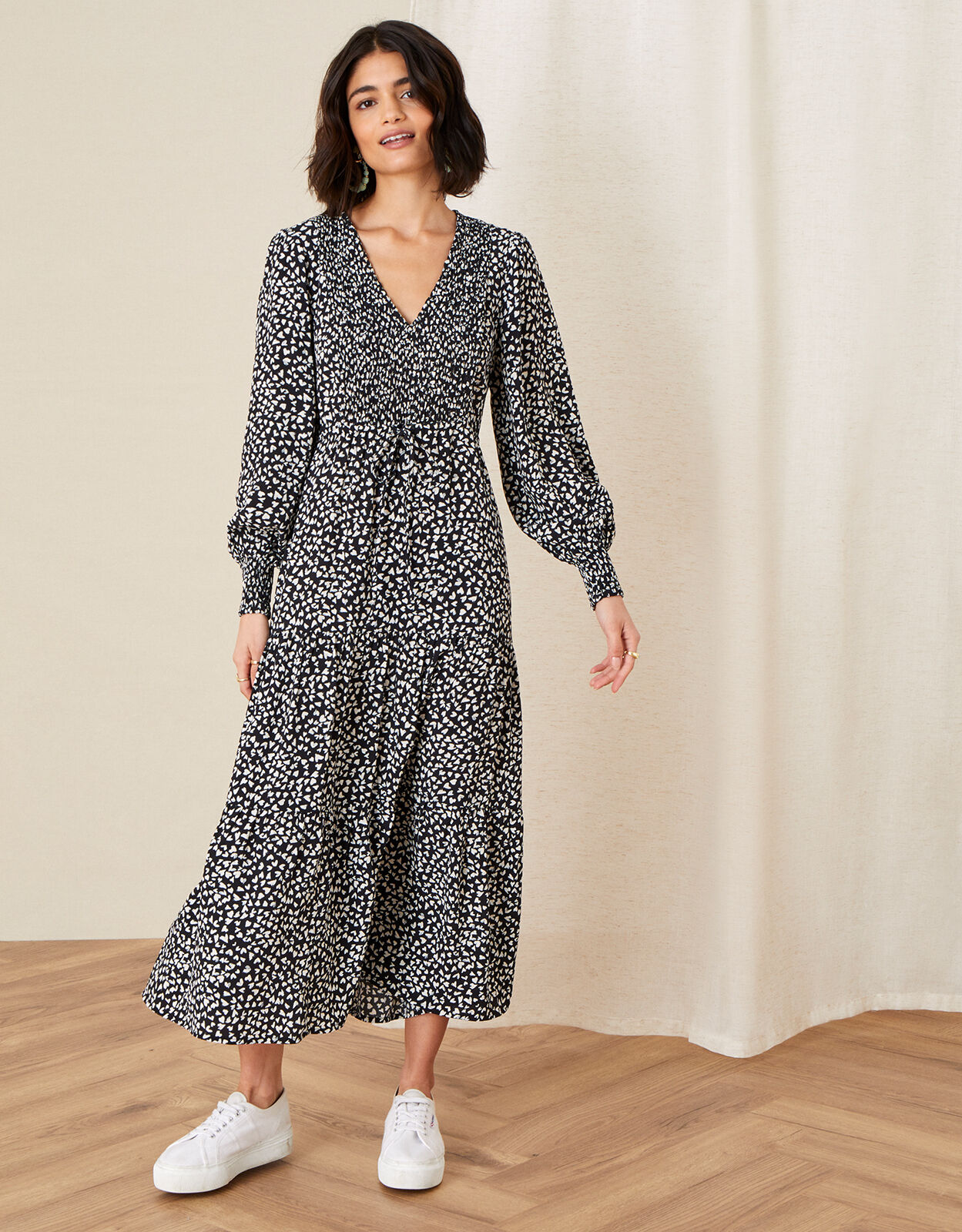 Monochrome Heart Midi Dress Black