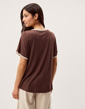 Tilly Contrast Stitch Jersey T-Shirt, Brown (CHOCOLATE), large
