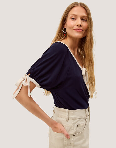 Taylor Contrast Bow Jersey T-Shirt, Blue (NAVY), large