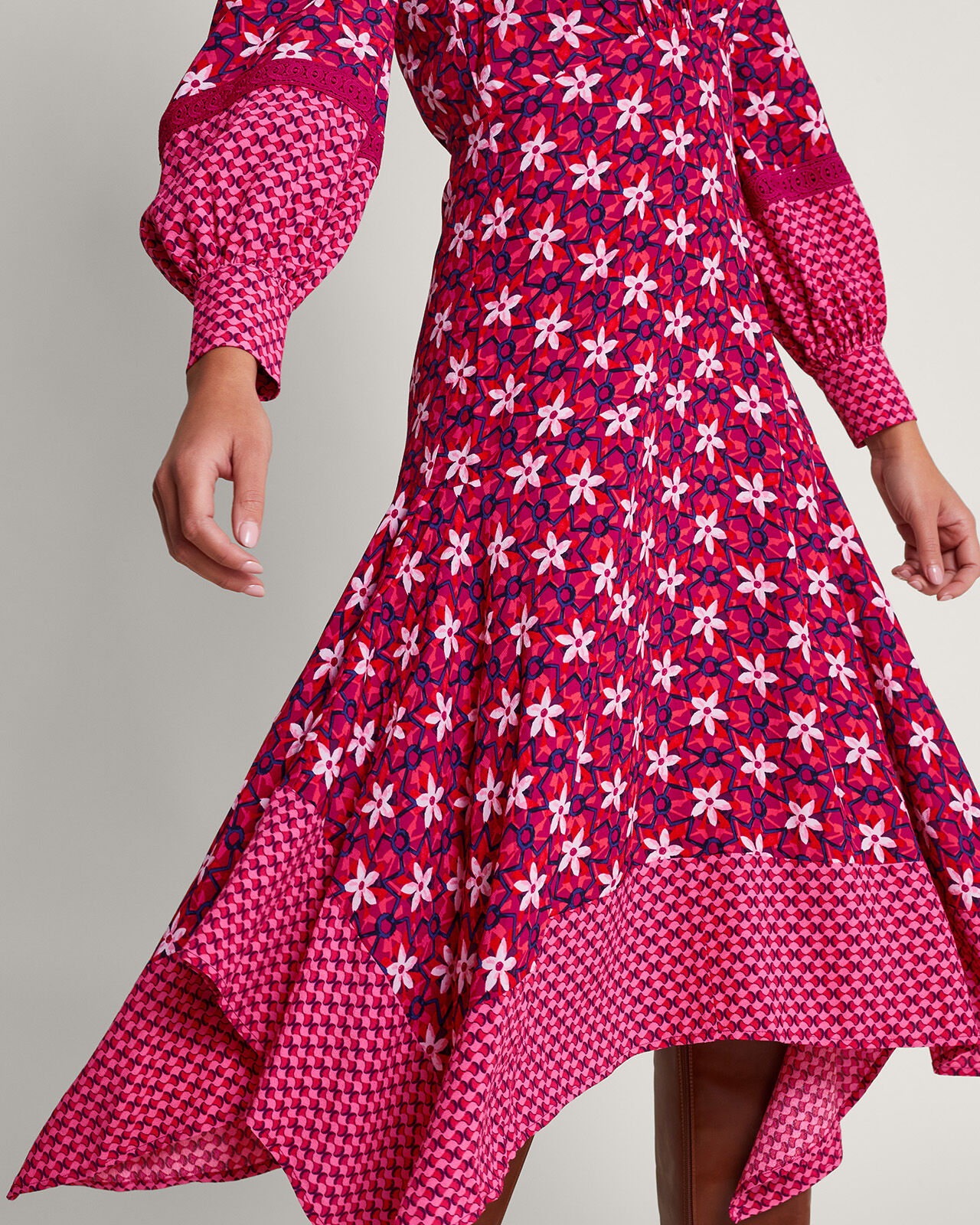Monsoon cascadia deals rose dress