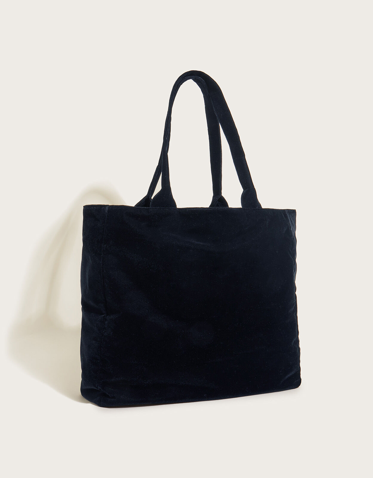 Velvet tote bags shop