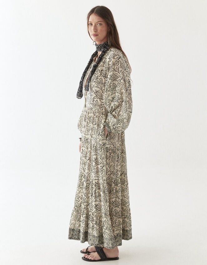 Maison Hotel Antonia Floral Maxi Dress, White (WHITE), large