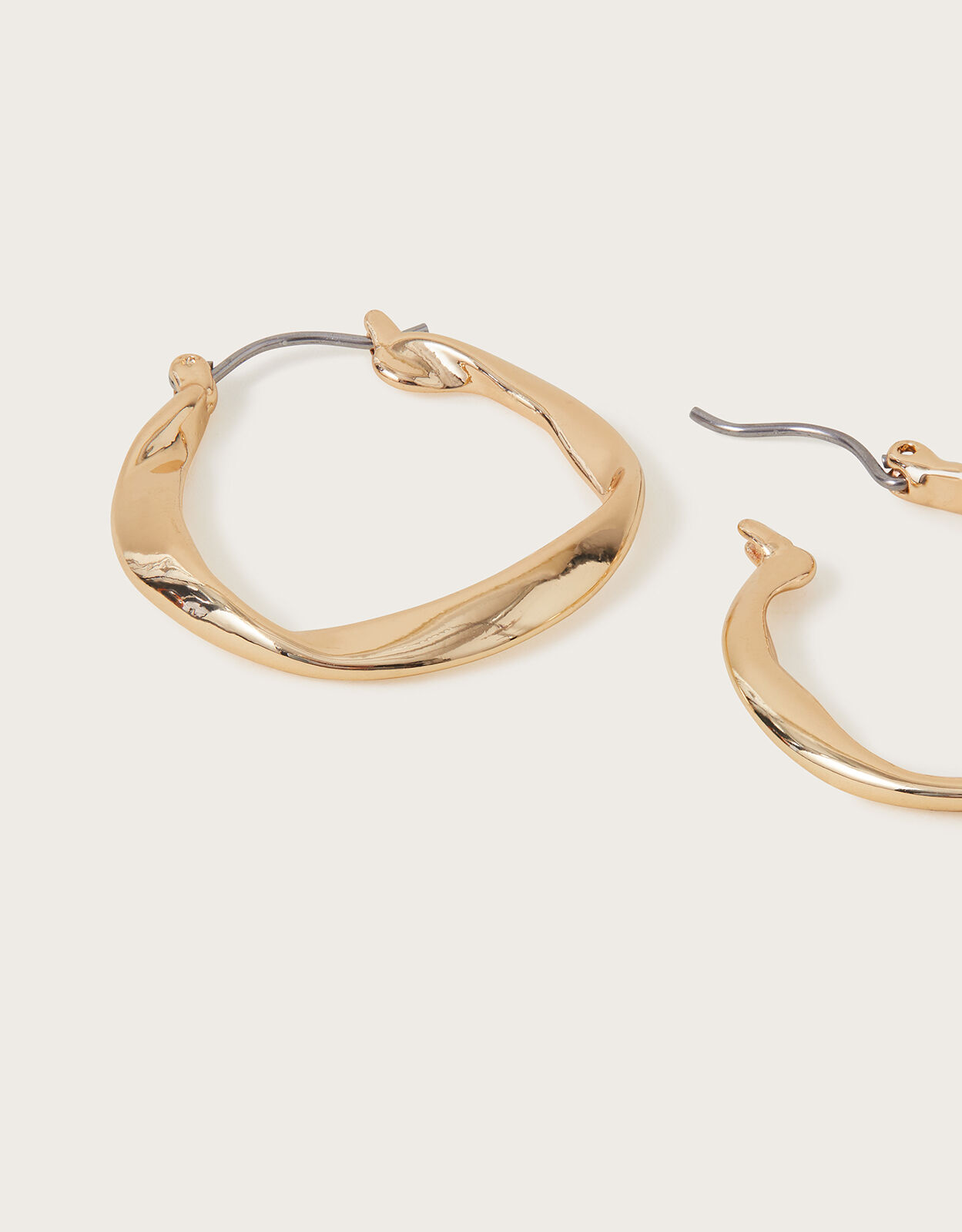 Hoop twist earrings cheap