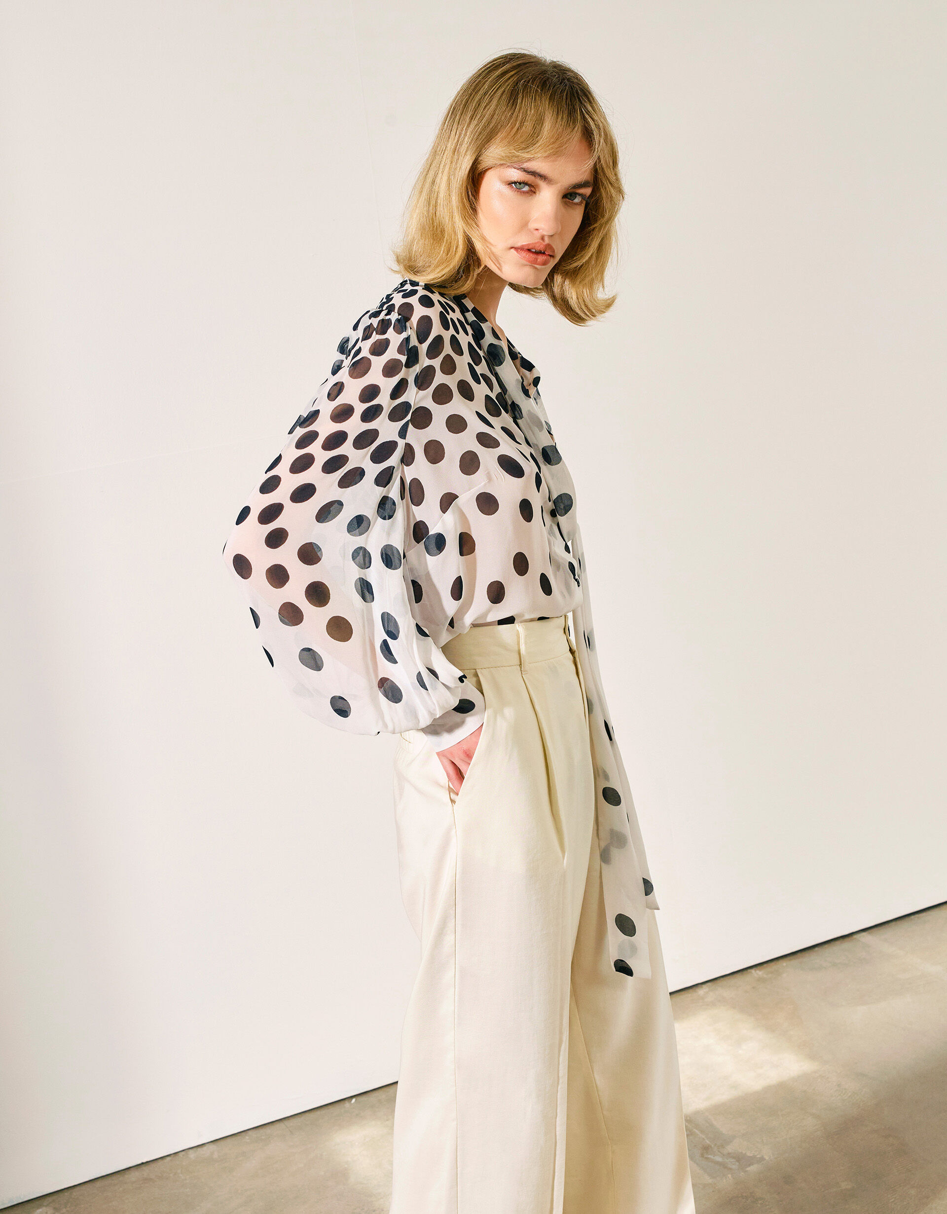 Monsoon sale tops 2025