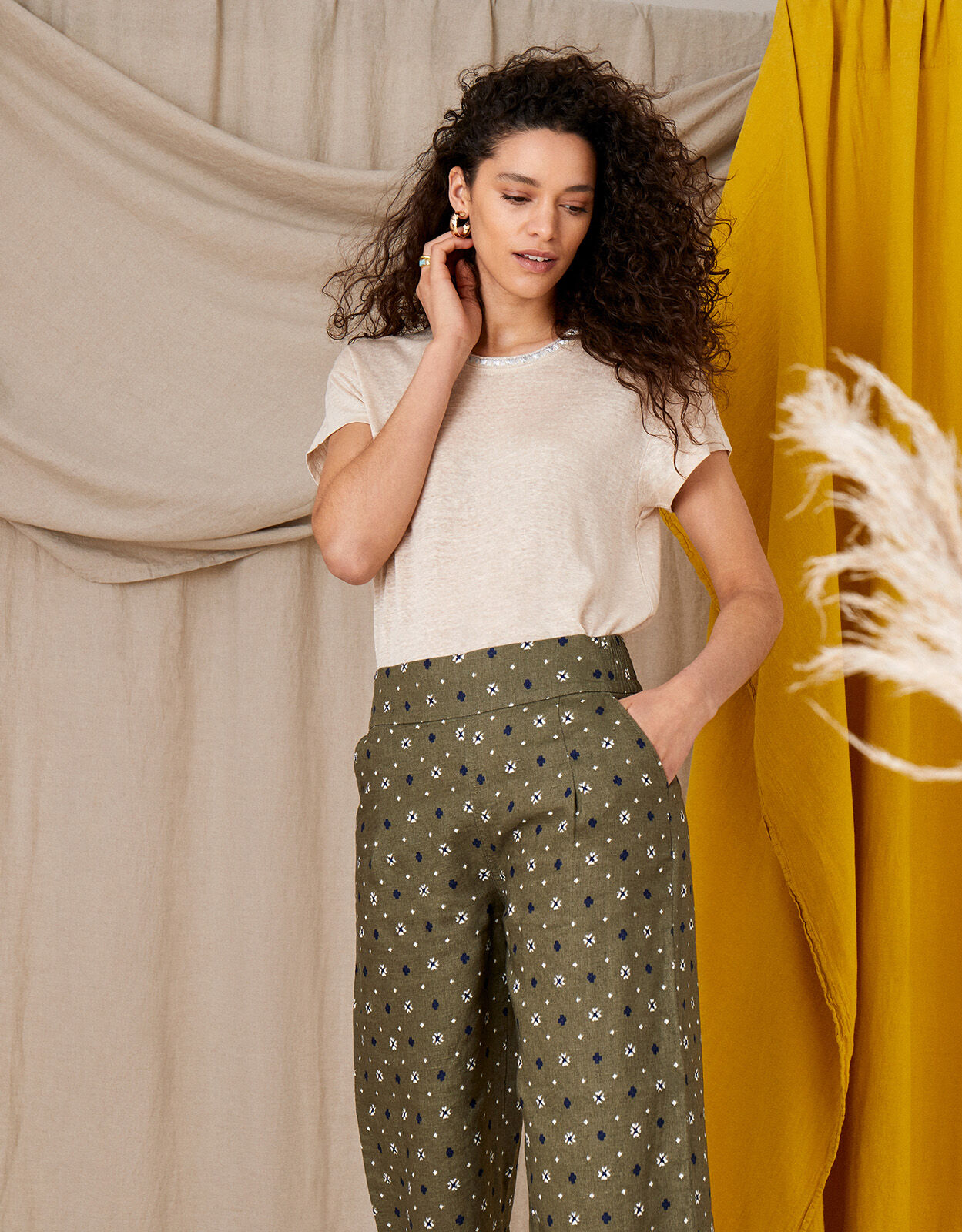 Marnie Printed Culottes in Pure Linen Green Trousers Leggings