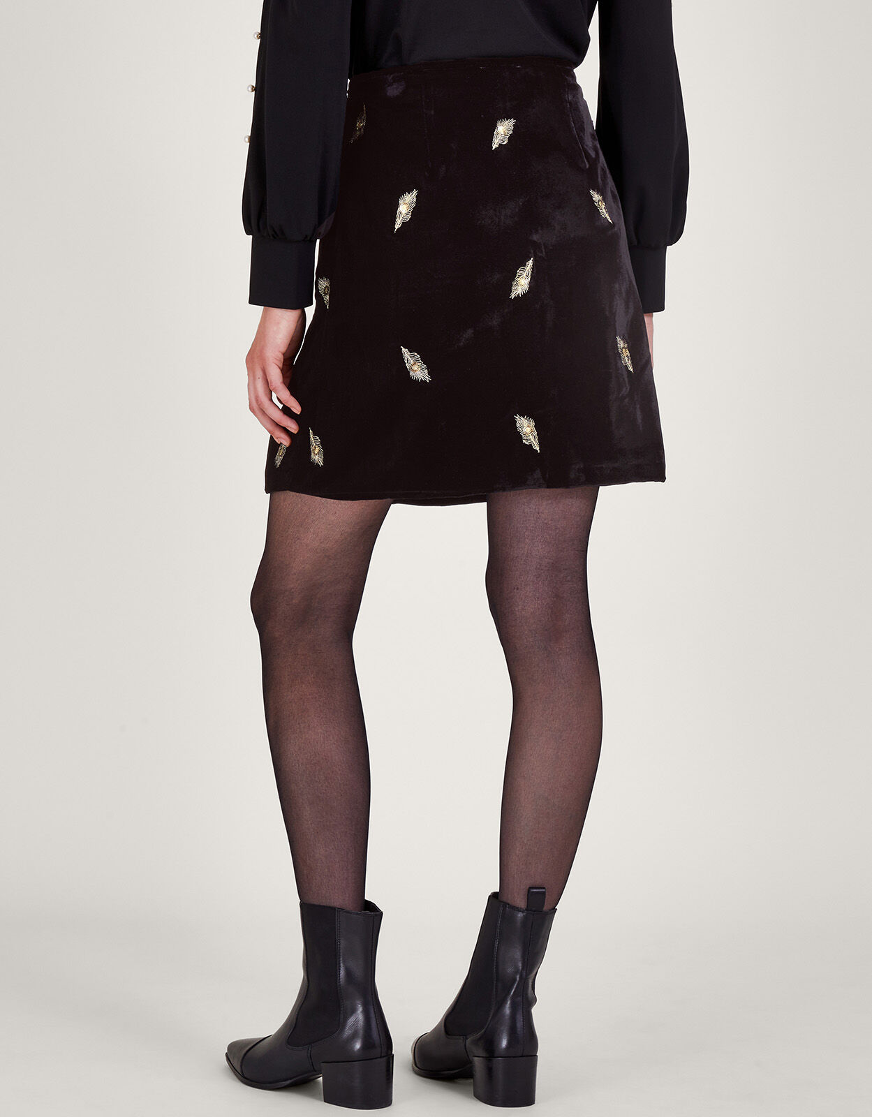 Velvet embellished skirt outlet