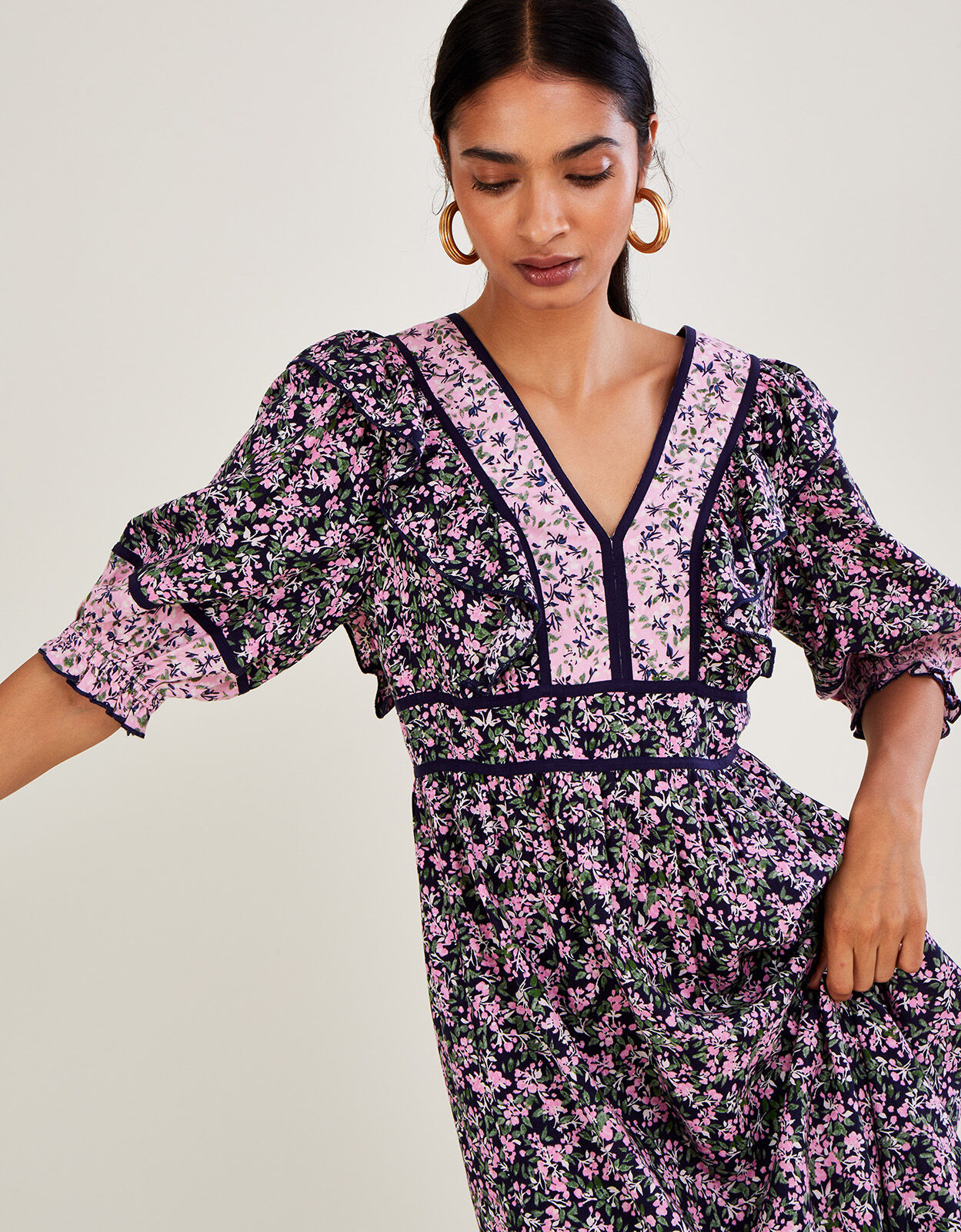 V Neck Blossom Print Dolly Dress Purple