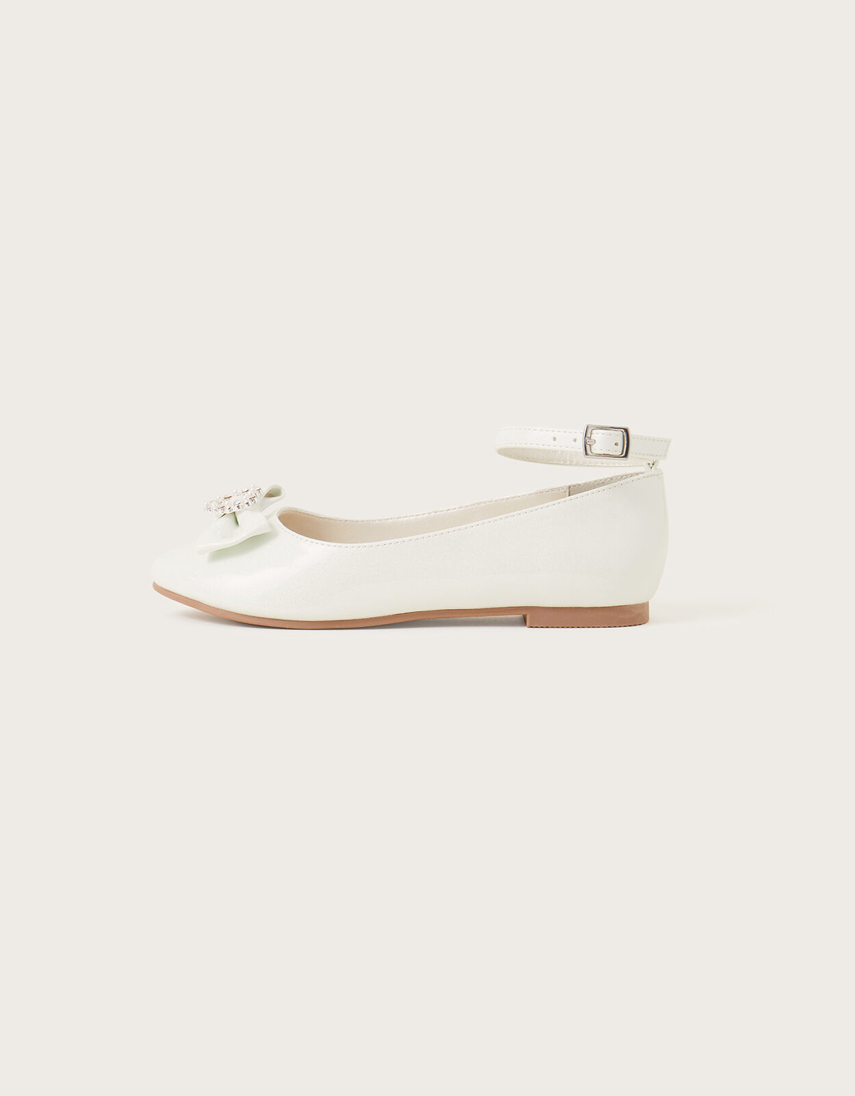 Girls discount ivory flats